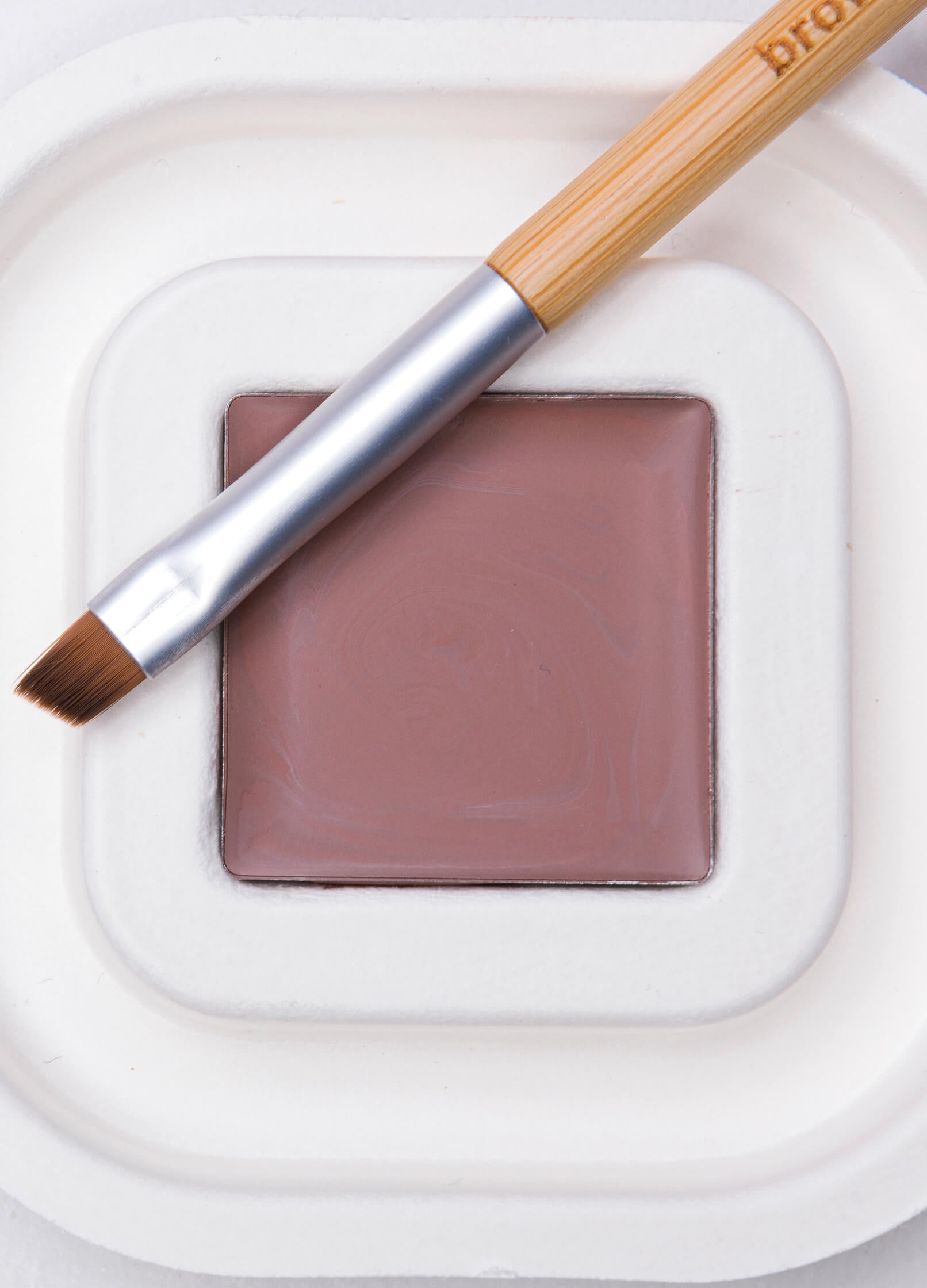 vegan bamboo makeup brushes cruelty free foundation brush, eyeshadow brush, brow brush, blush brush.