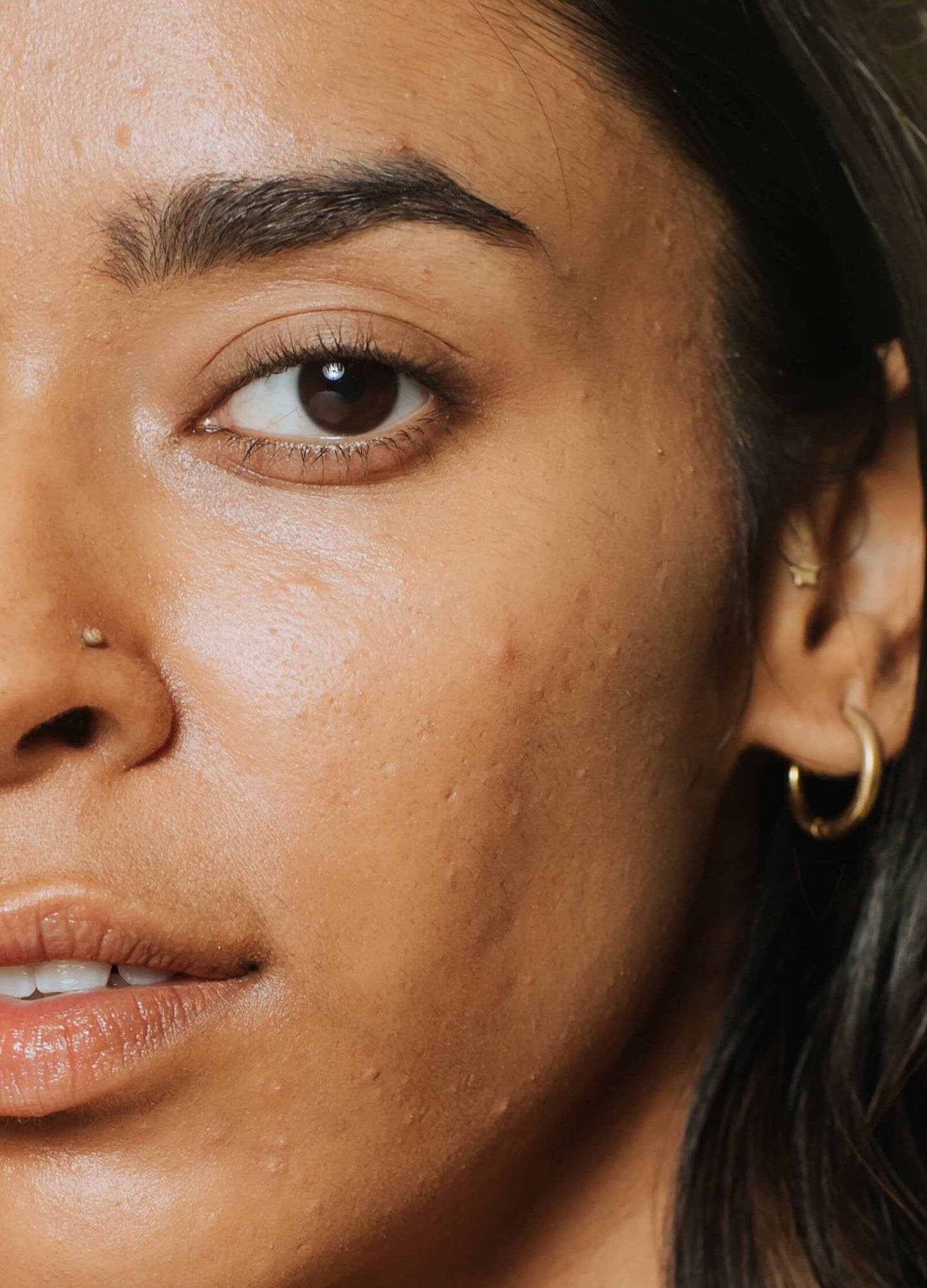 vegan cruelty free full coverage concealer creme concealer. +caption_Simran is wearing CW4 #shade_CW4_|_Medium_Warm