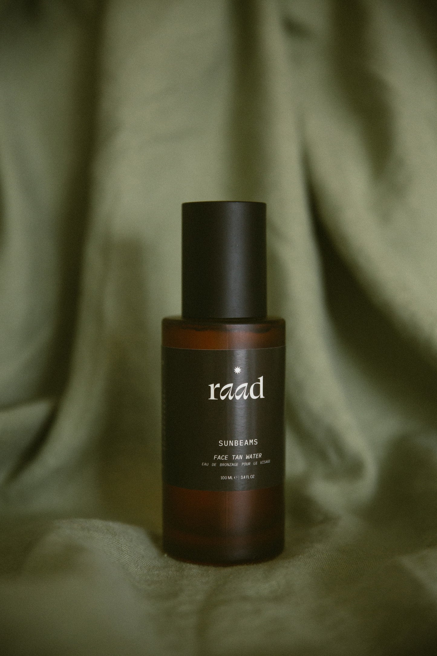 Raad Collective Tanning Water