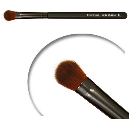 Harlow Skin Co. - Large Eye Shadow Brush