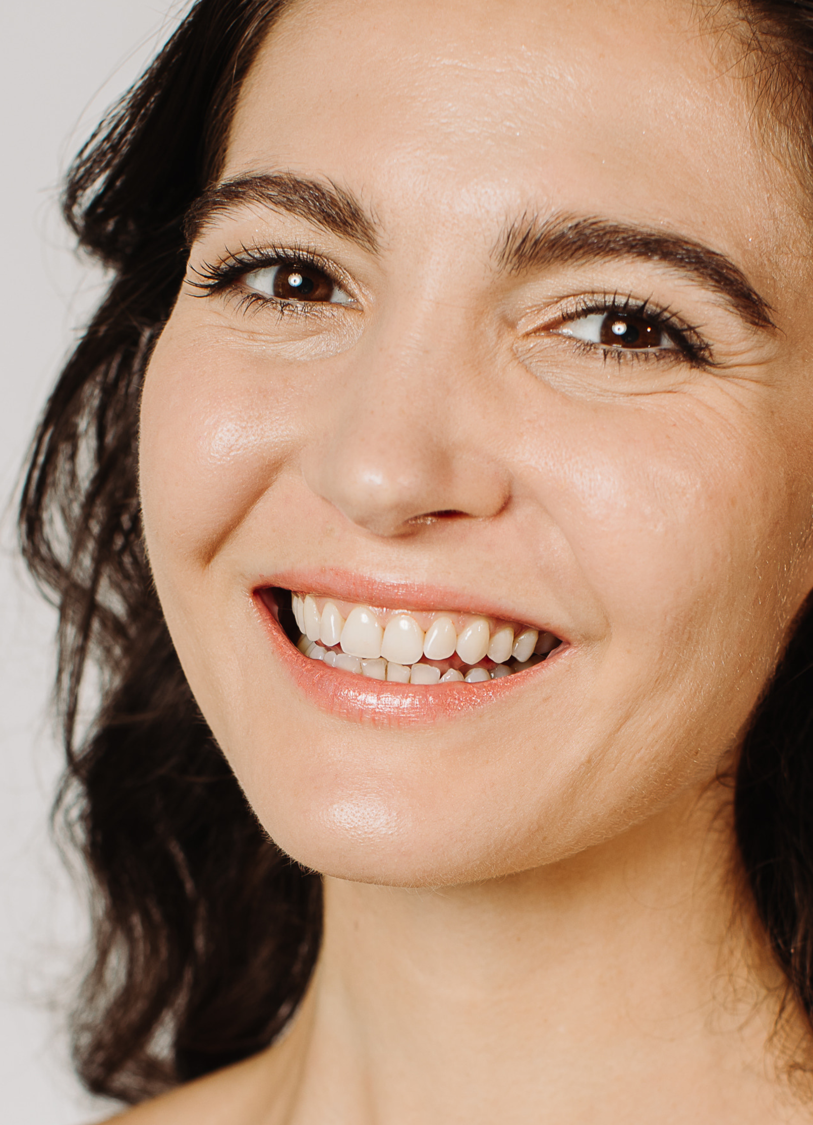 vegan cruelty free serum concealer
+caption_Aisling is wearing SN1
#shade_SN1_|_Very_Light_Neutral